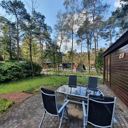 בקתה Vakantie Chalet 'Eekhoorn' - Bospark Op De Veluwe *